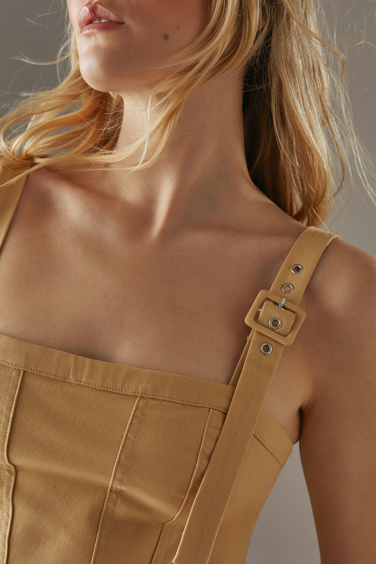 Warehouse Warehouse Women's Buckle Detail Raw Edge seamed Midi Dress in Yellow - 4