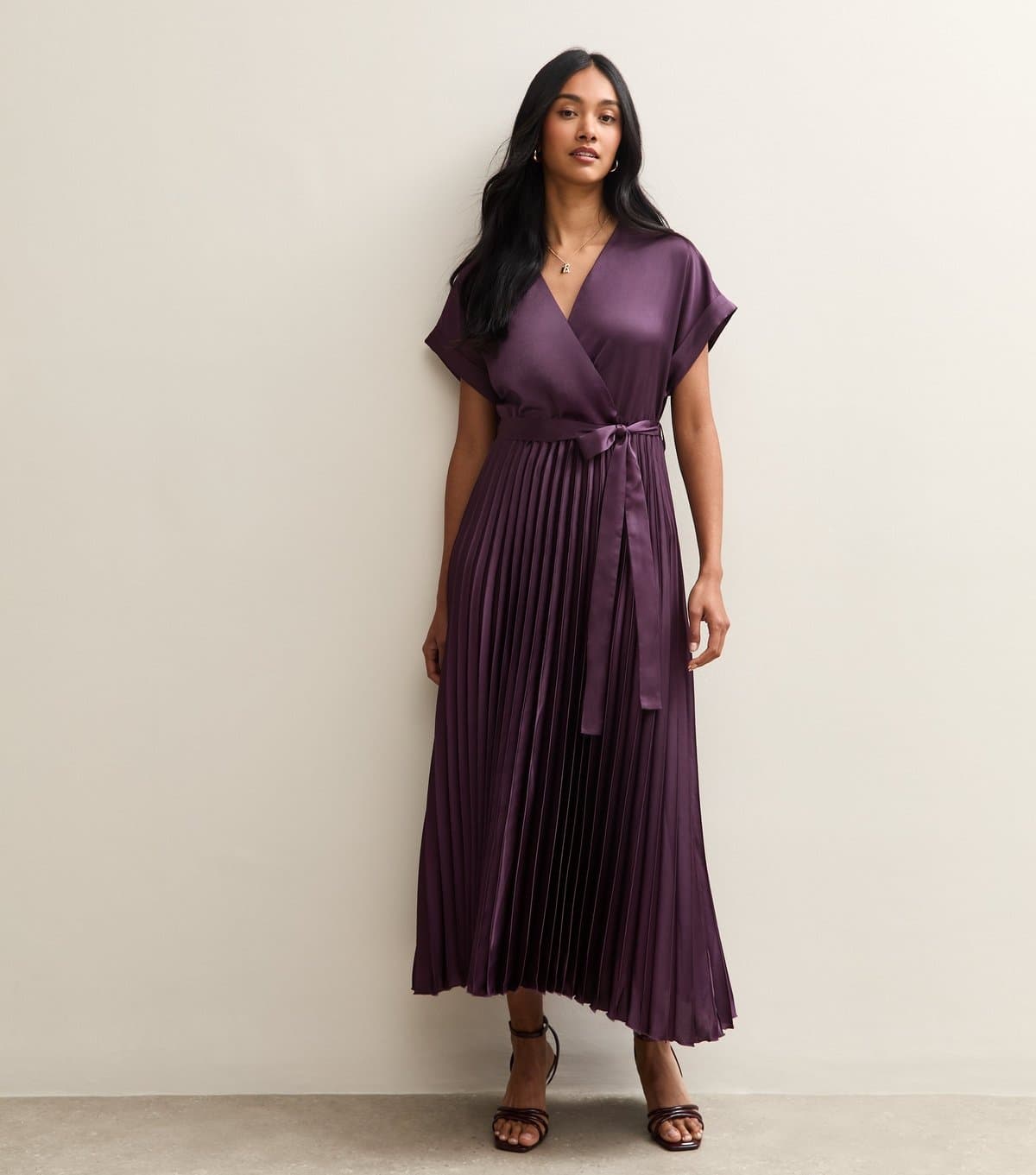 New Look Women's Dark Burgundy Satin Pleated Wrap Midi Dress New Look