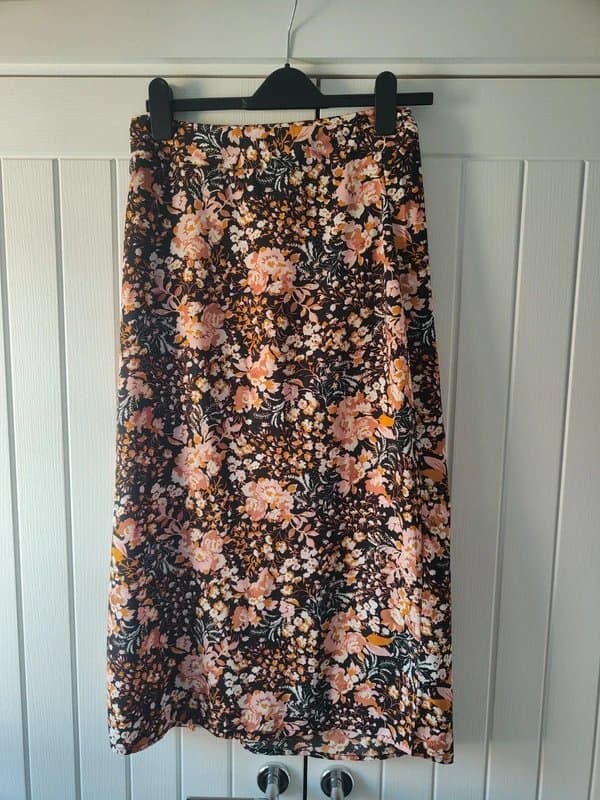 New Look New Look/Urban Bliss midi skirt