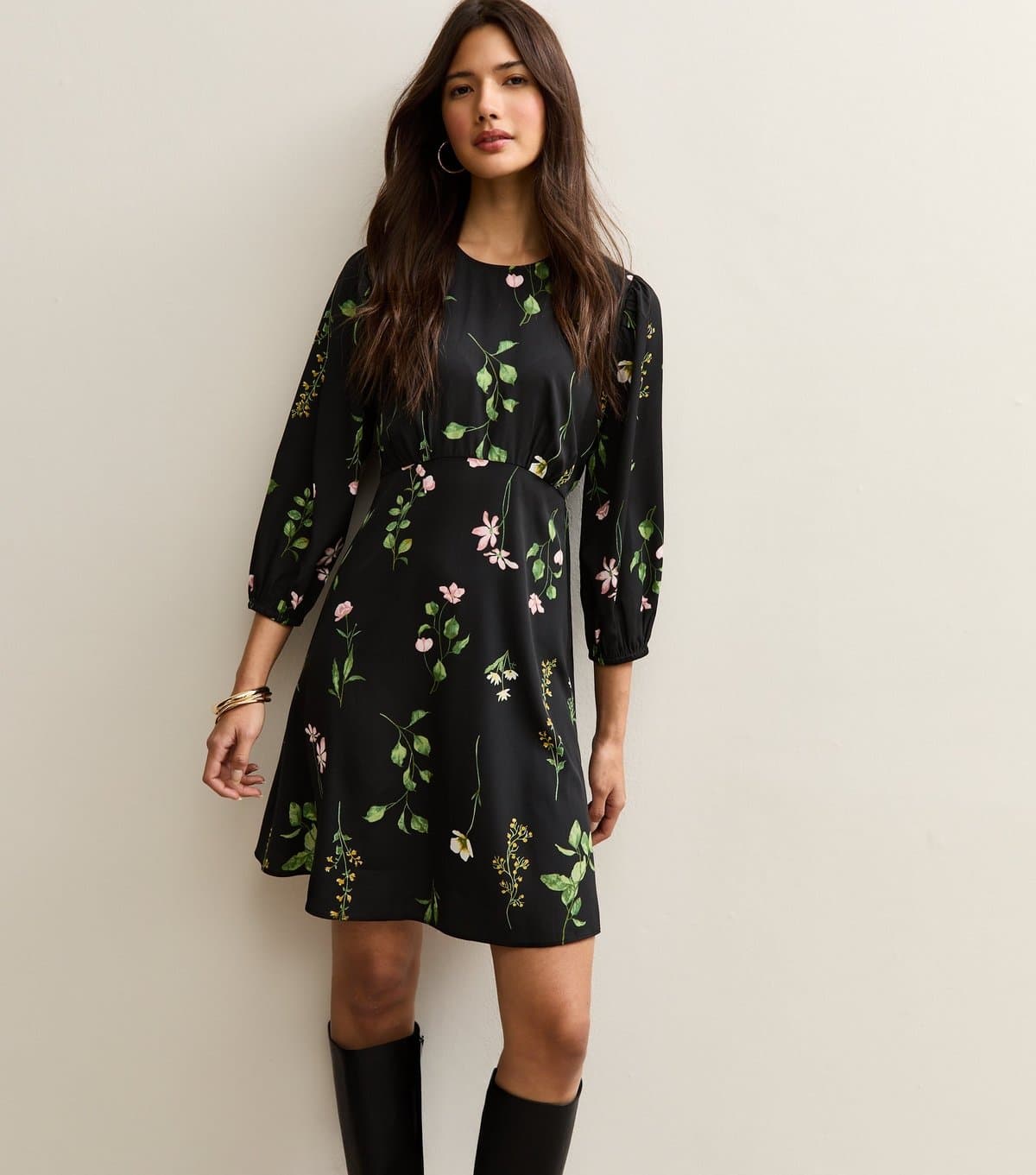New Look Women's Black Botanical Crepe Mini Dress New Look