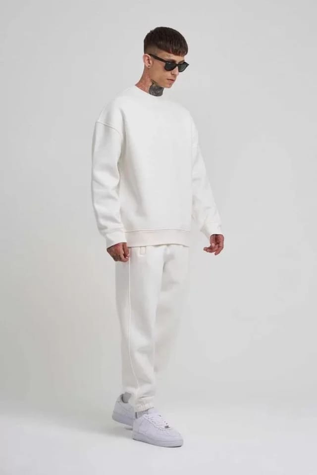 Janes Janes Men's Oversized Crew Neck Sweatshirt in White - 2
