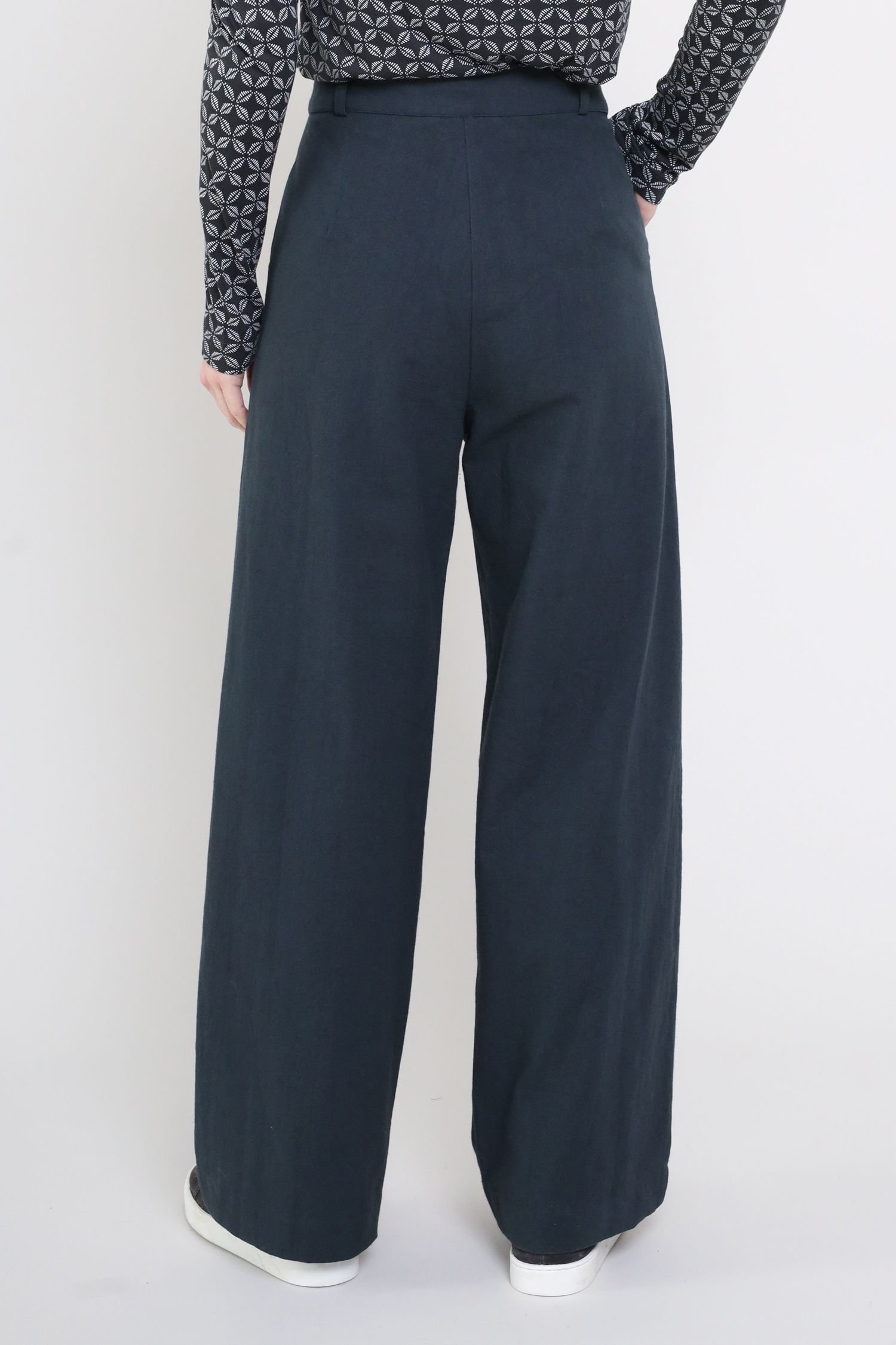 Nomads Clothing Nomads Clothing Women's Cotton Wide Leg Trousers in Black - 3