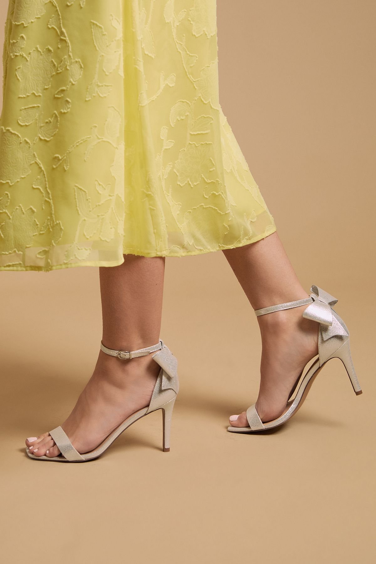 Oasis Oasis Women's Dovile Metallic Textile Satin Bow Back High Heel Stiletto Sandals in Silver - 1