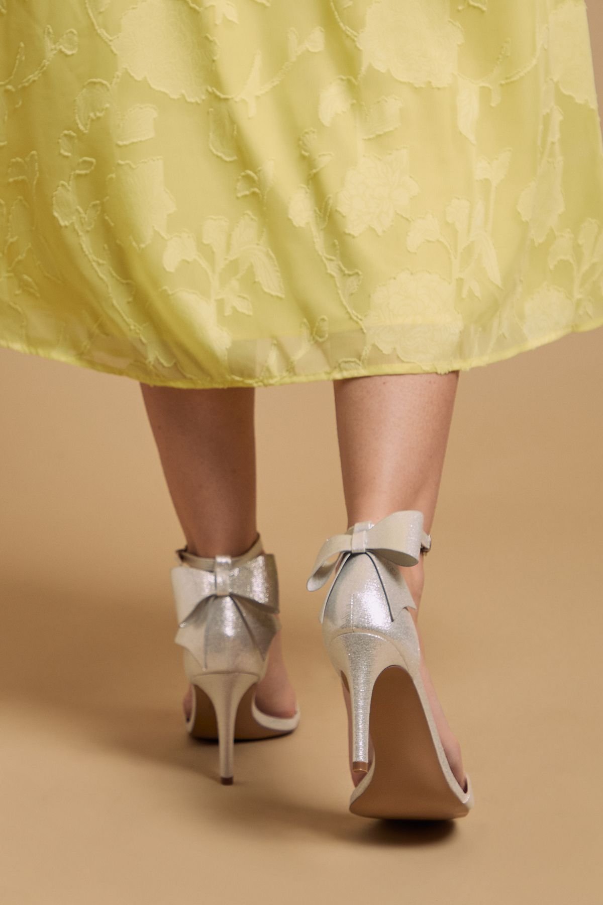 Oasis Oasis Women's Dovile Metallic Textile Satin Bow Back High Heel Stiletto Sandals in Silver - 3