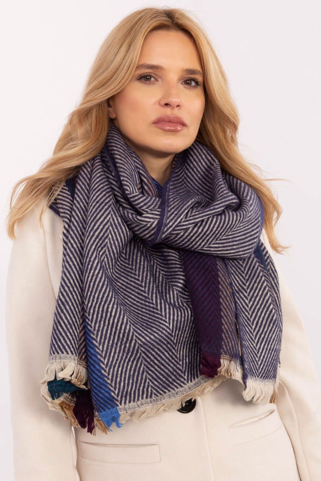 Love Lace Love Lace Women's Winter Striped Viscose Scarf in Blue