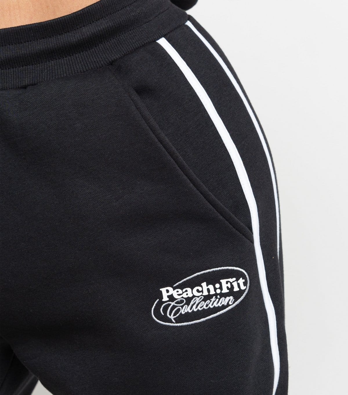 Peach Fit Women's Black Side Stripe Laelia Joggers Peach Fit New Look - 4