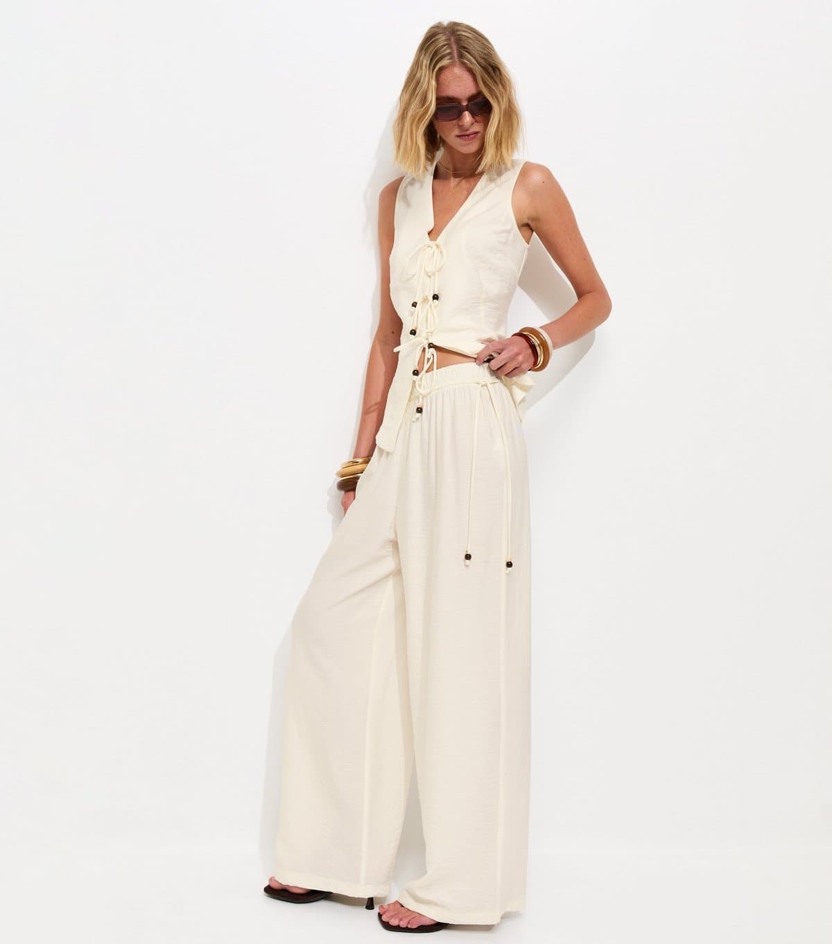 New Look Women's Off White Beaded Tie Wide Leg Trousers New Look