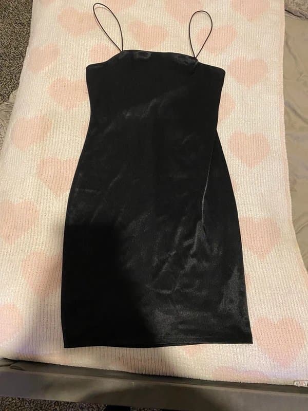 New Look Tight black silk dress