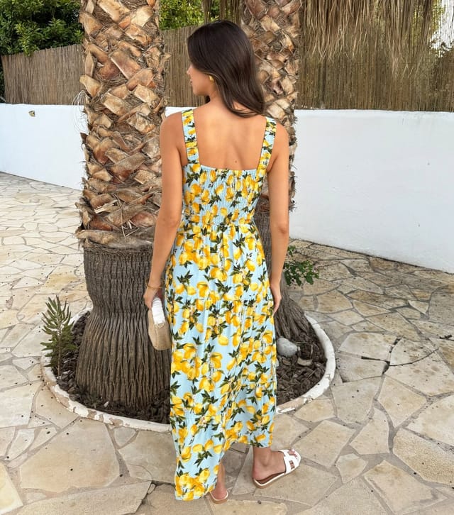 AX Paris Women's Blue Lemon Print Shirred Midi Dress AX Paris New Look - 3