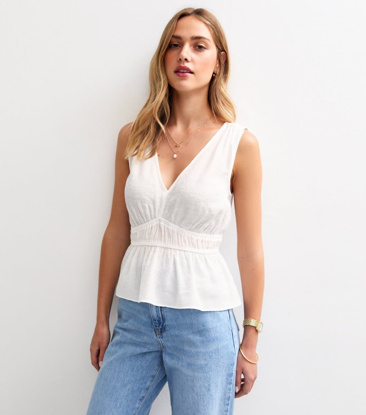 New Look Women's White Textured V Neck Shirred Waist Top New Look