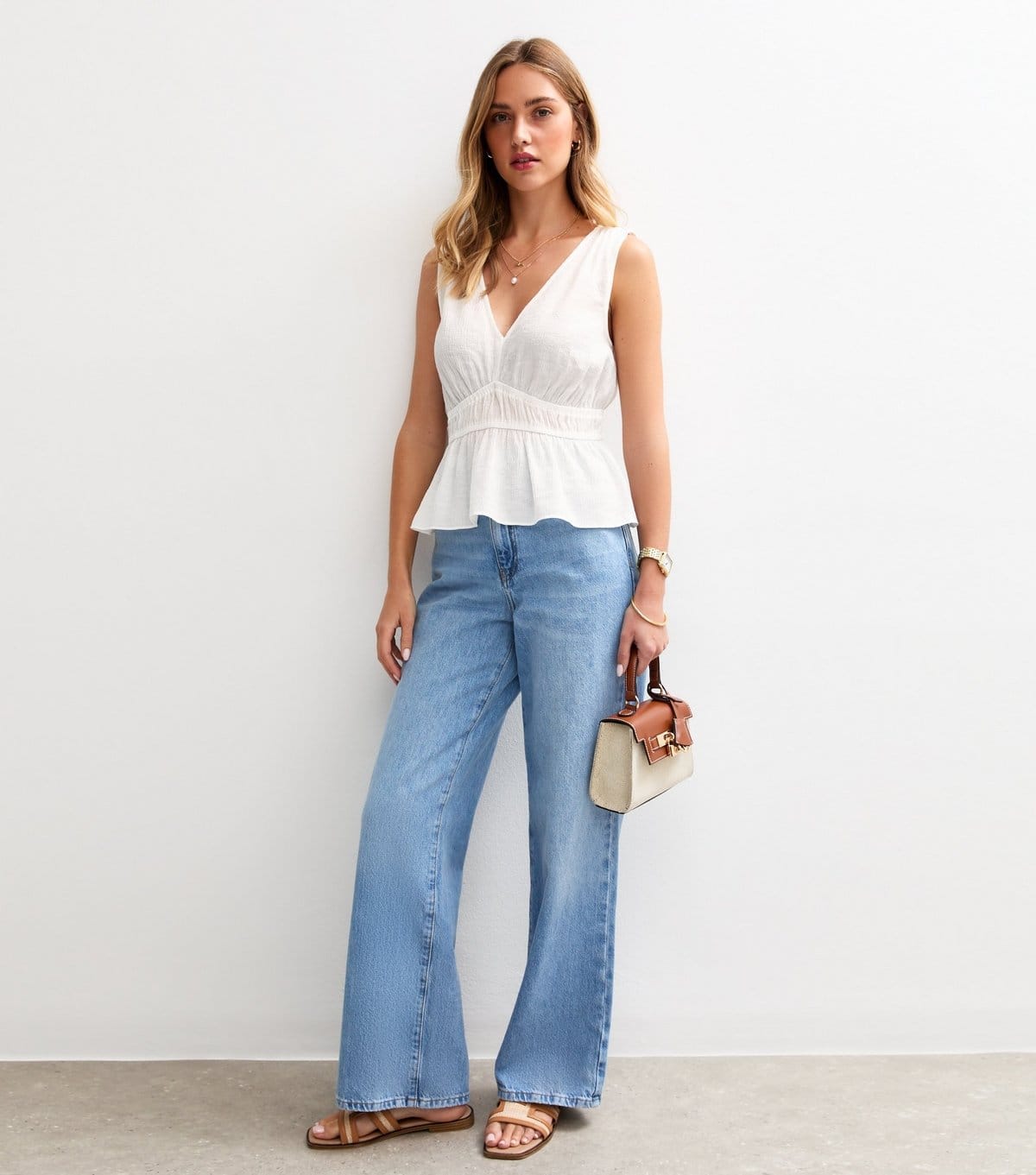 New Look Women's White Textured V Neck Shirred Waist Top New Look - 4